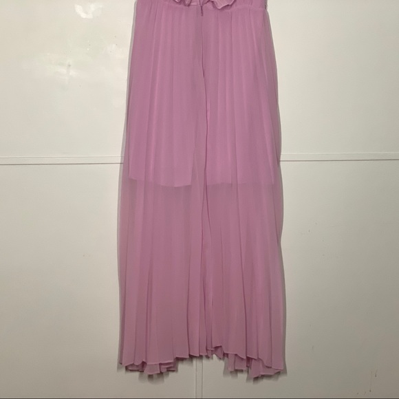 Leith Knife Pleat V- Neck Ruffle Sleeveless Maxi Dress - Picture 10 of 13